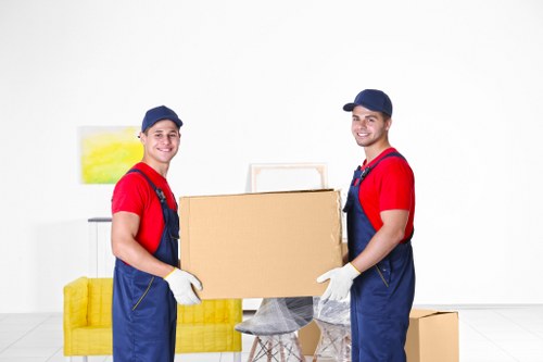 Commercial and residential moving support in Elephant and Castle