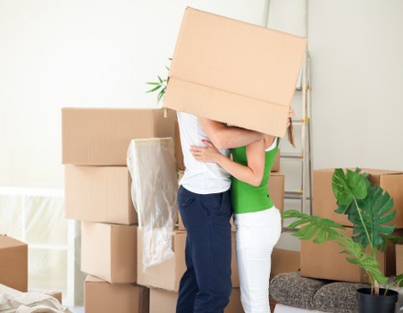 Furniture move support for a flat in Elephant and Castle