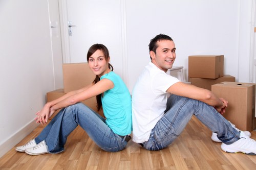 Residential move preparation with a local moving van in South London