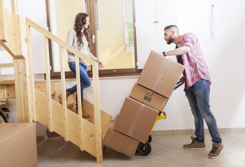 Elephant and Castle area profile and moving service