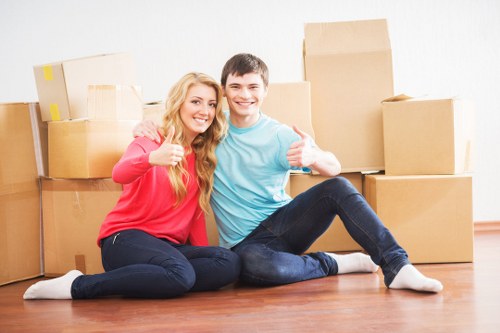 Careful loading and transport for furniture and boxes in Elephant and Castle